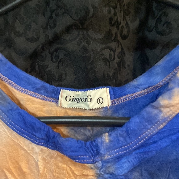 Top - Picture 2 of 2